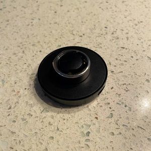Oura Smart Ring 2- size 8- Silver